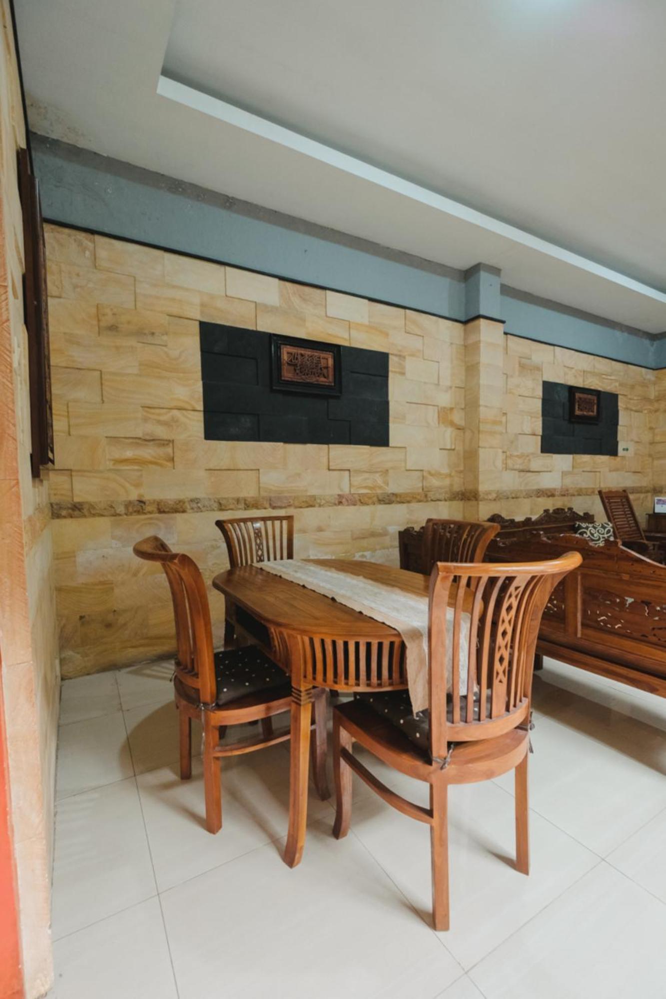 Homestay Simply Homy Jogja Dekat Gembira Loka Zoo Yogyakarta Exterior foto
